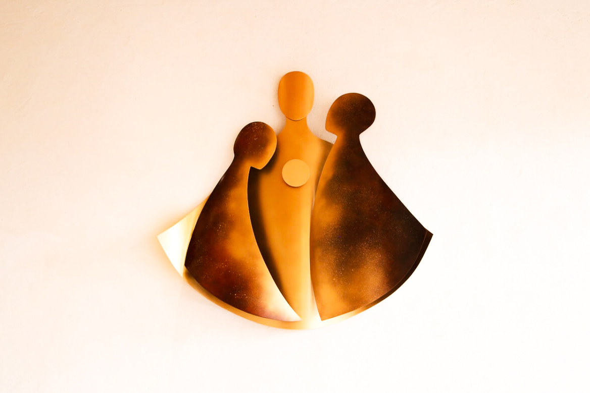 fleur nabert sculpteur pèlerin emmaus sculpture réfectoire abbaye bellefontaine bronze