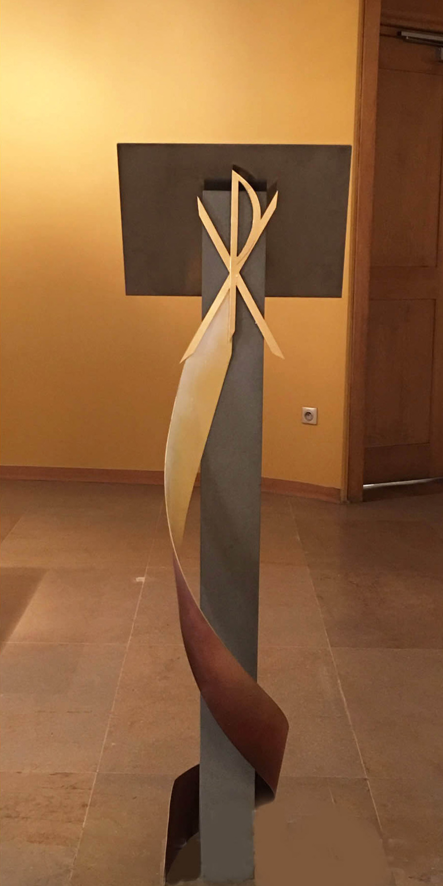 fleur nabert sculpteur chapelle de l'agneau gare de lyon paris ambon sculpture avant après