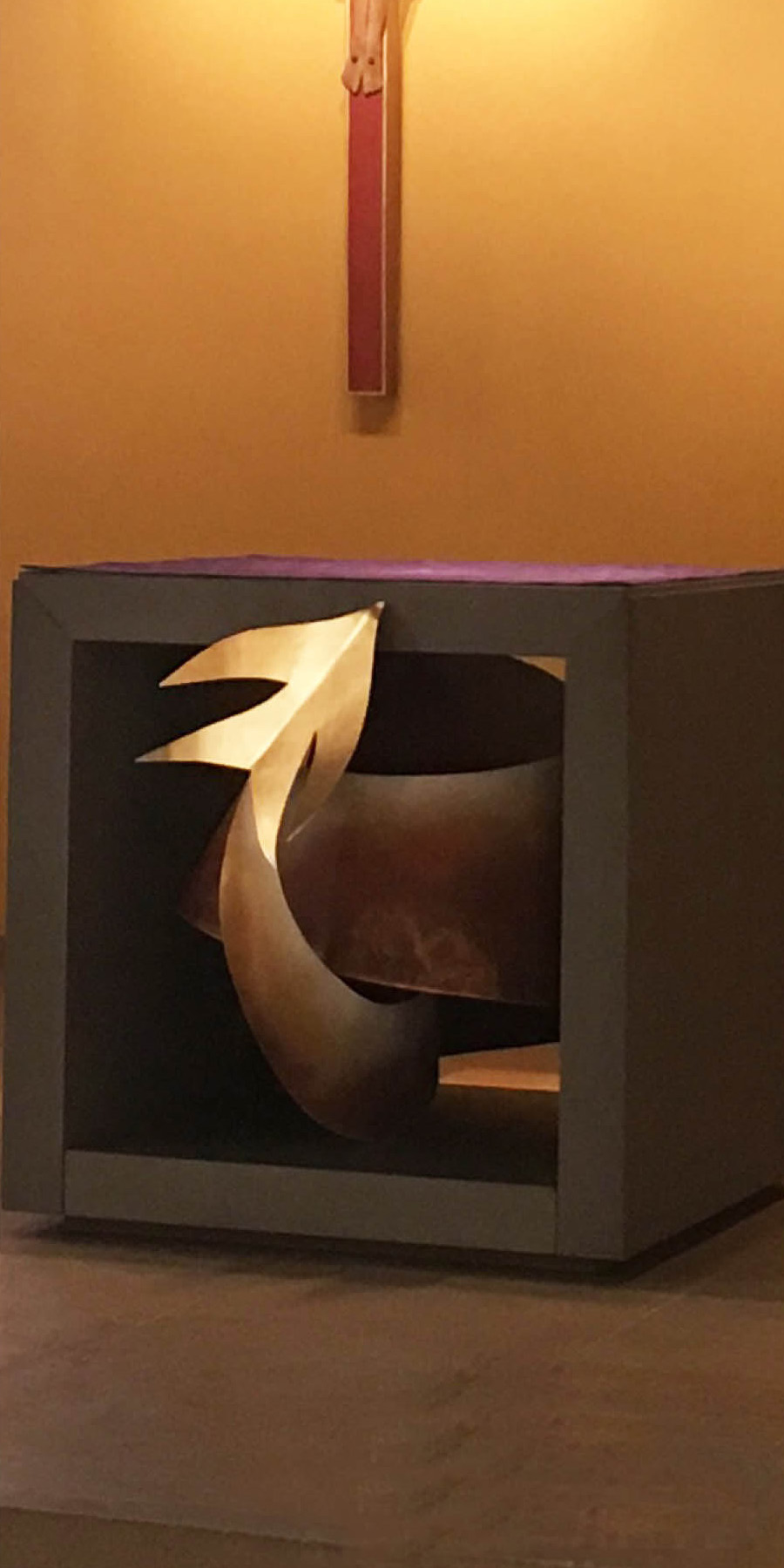 fleur nabert sculpteur chapelle de l'agneau gare de lyon paris ambon sculpture avant après